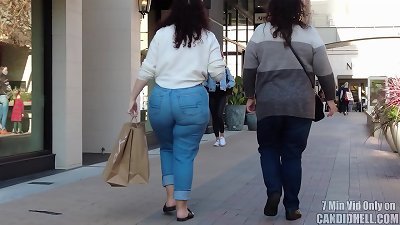 Nothin Like a Phat Ass White Girl in denim